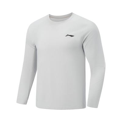 Warme Kleidung – Pullover & Langarmshirts