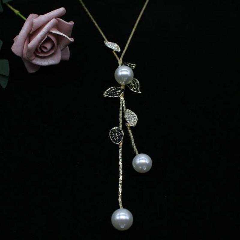 Women Sweater Chain Leaf Faux Pearl Rhinestone Decor Tassel Alloy Clothes Jewelry Dating