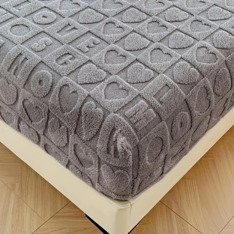 Flannel Love Pattern Bed Sheet Milk Fleece Single Bed Sheet Autumn/winter Thickened Warm Plush Sheet Solid Color Fitted Sheet Home Bedding