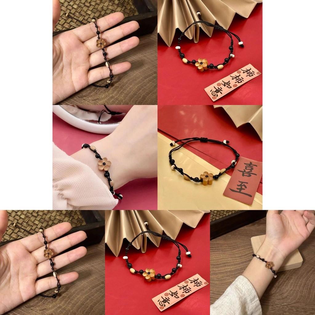 Elegant Handmade Floral Bracelet For Women Featuring Natural Stone And Wood Elements