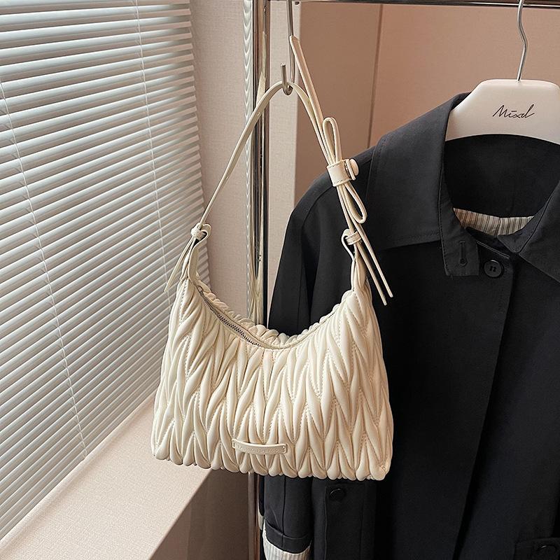 Fashion Bag Women's New Versatile Pleated Shoulder Messenger Bag Women
