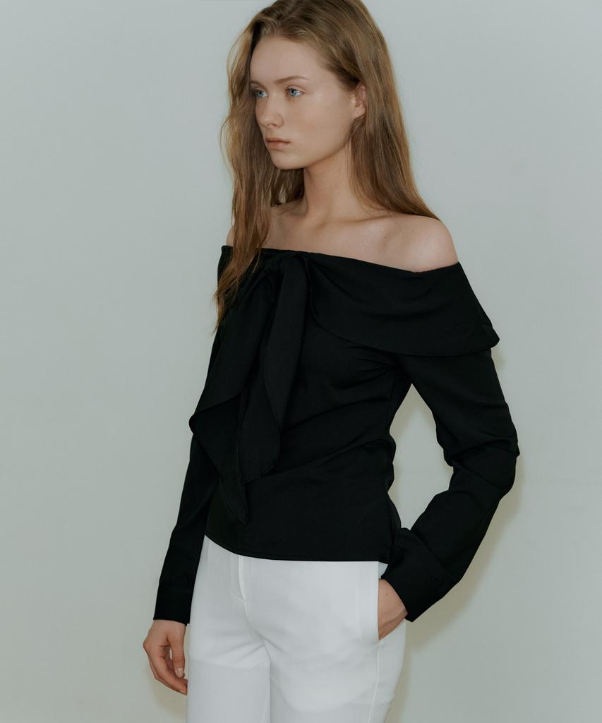 REORG Pap Off Shoulder Tie Blouse Black