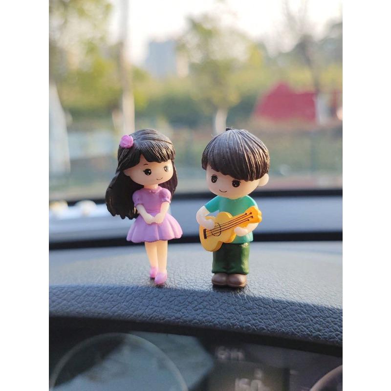 

2 шт. Автомобильное украшение в виде гитары Red+Yellow разноцветный