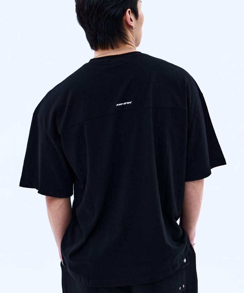 Mihag Performance Stamp Oversized T-Shirt (Black)