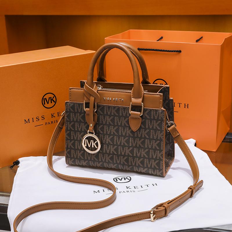 Women`S Bag Pvc Leather Vintage Signature