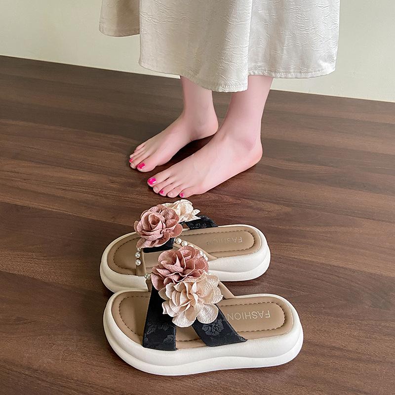 

Толстая подошва, утепленные односложные классные тапочки, волшебная обувь, верхняя одежда 2025 года, новинка, китайский стиль, сандалии с юбкой 40 чёрный