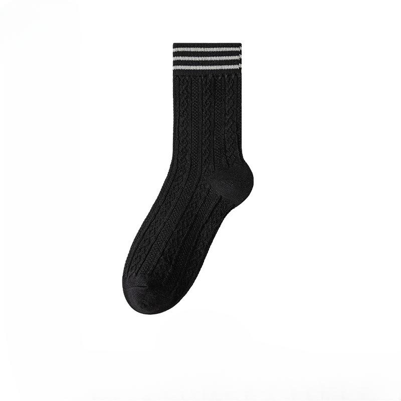 Female Autumn and Winter New Twist Stripes All Kinds of Warm Sweat Absorbing Breathable Boneless Tube Socks