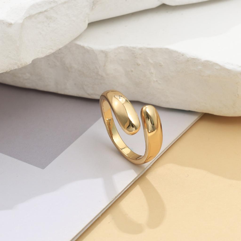 1 set of European and American fashion simple heavy metal temperament geometric ring smooth surface women's bracelet ring jewelry set