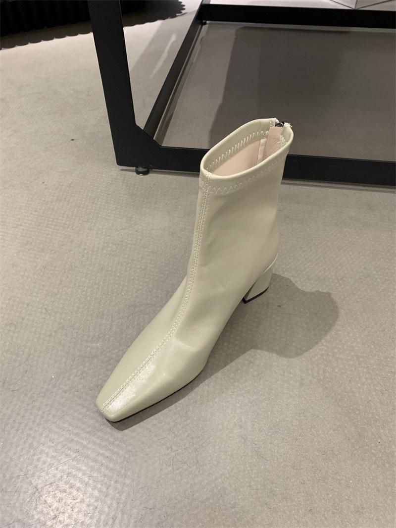 

Квадратная головка Узкие толстые каблуки Коричневые Короткие Маленькие женские ретро пригородные изысканные туфли Martin Ботинки 39