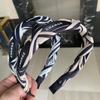 1pc Black And White Striped Headbands With Lettering Non-Slip Simple Style Women's Hair Accessories