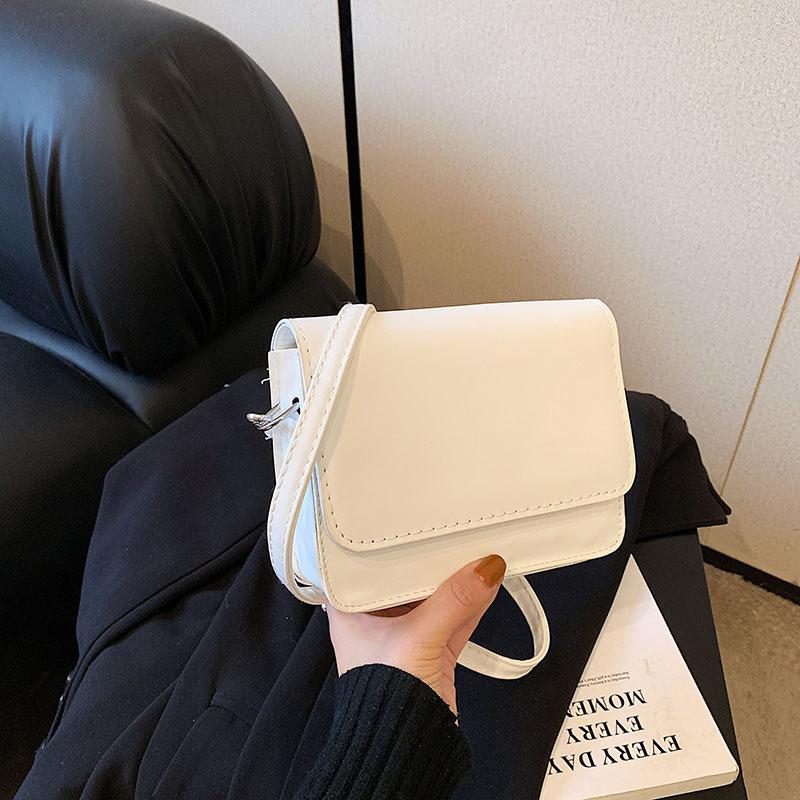 Trendige Streetstyle Umhängetasche 2023 Winter Neu Lässige Pendlertasche Retro Einfach Kleine Quadratische Tasche
