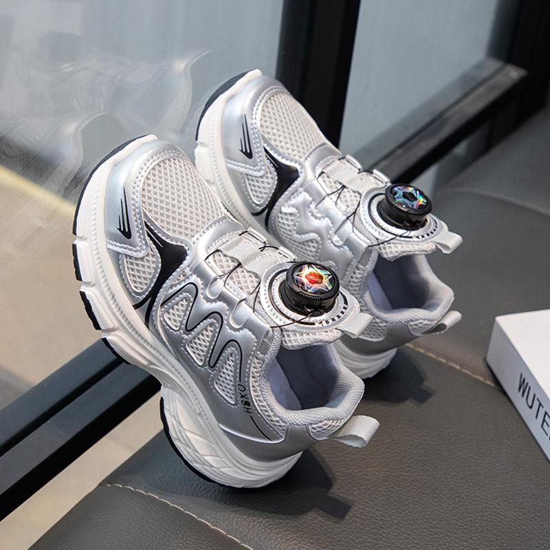 

2025 Новые универсальные повседневные кроссовки для мальчиков в стиле «папа» с вращающейся пряжкой и осенней сеткой Size 26 / 16cm