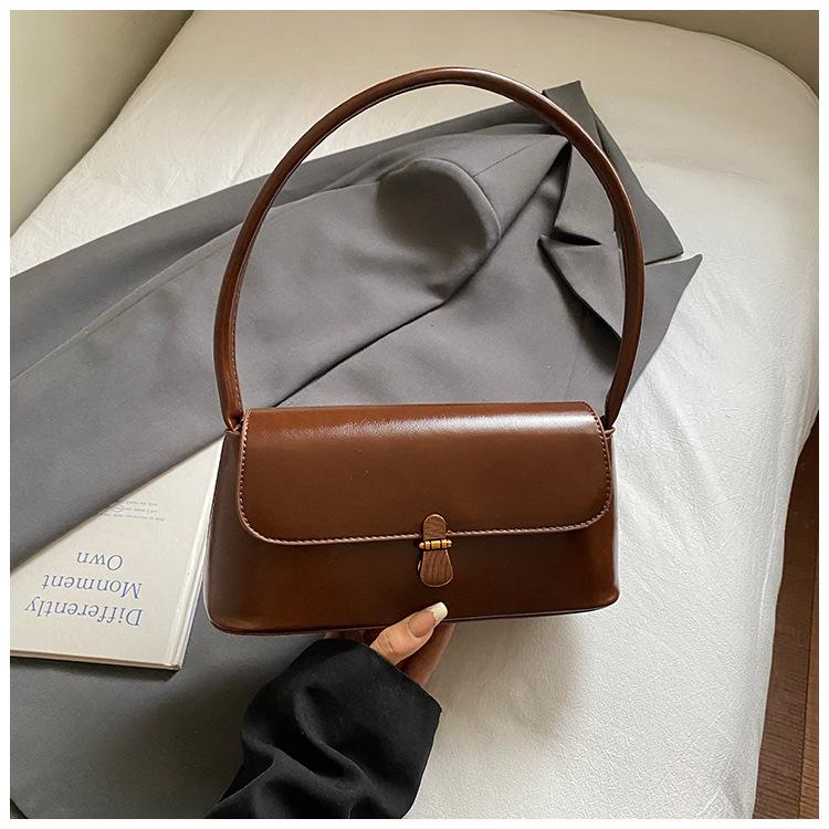 

Ретро сумочка женская высококлассная сумка для поездок на работу 2025 новая простая сумка подмышку нишевая модная сумка на плечо коричневый