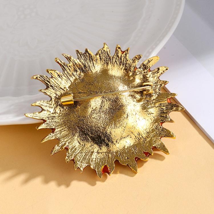 Enamel Brown Sunflower Brooch Pins Melon Seeds Rhinestone Badge for Women Plant Jewelry Accessory