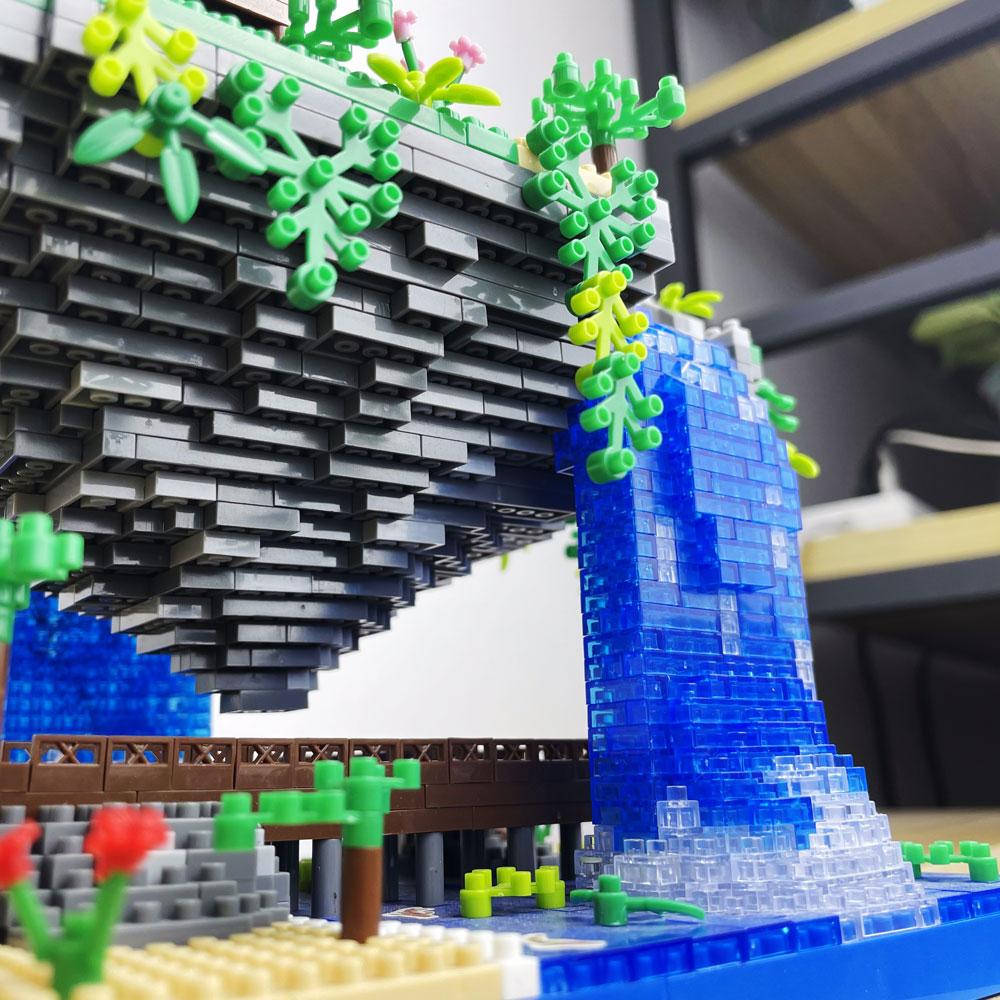 Peach Blossom Pond with Box Packing Building Block Toy Set: Chinese Architecture Stylish Home Decor Unique Gift for Collectors