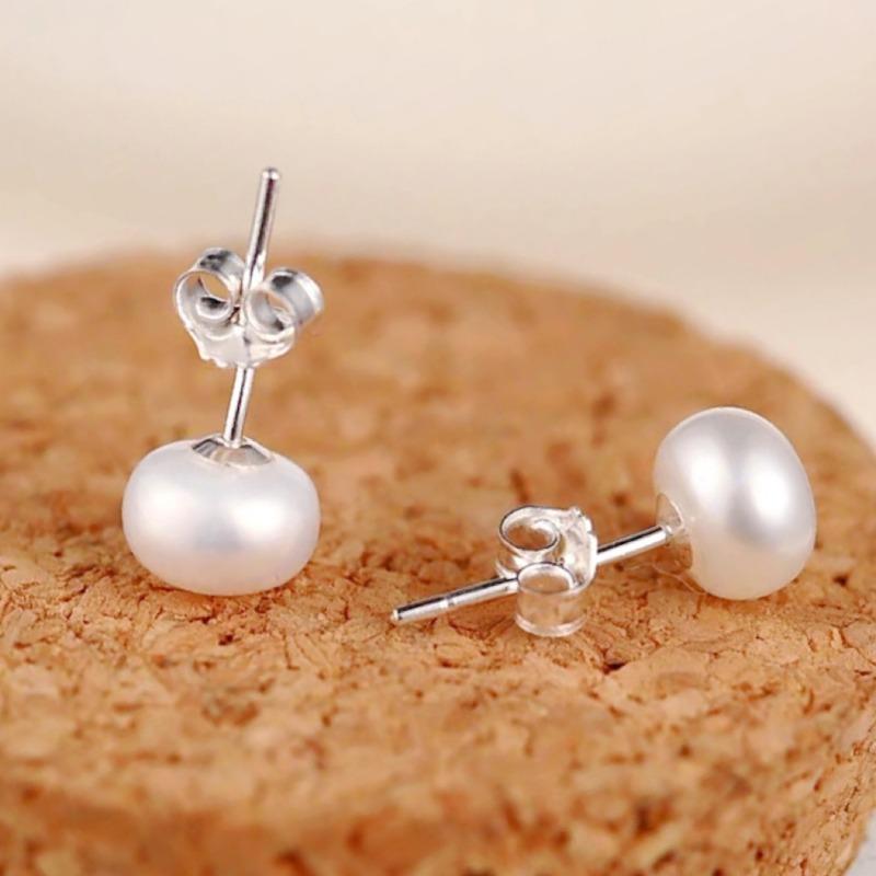 

Новые серьги-пусеты с жемчугом в стиле барокко для женщин, маленькие, с характером, плоские, круглые, нежные, неправильной формы, элегантные, простые, милые, украшения для ушей 2Pcs белый