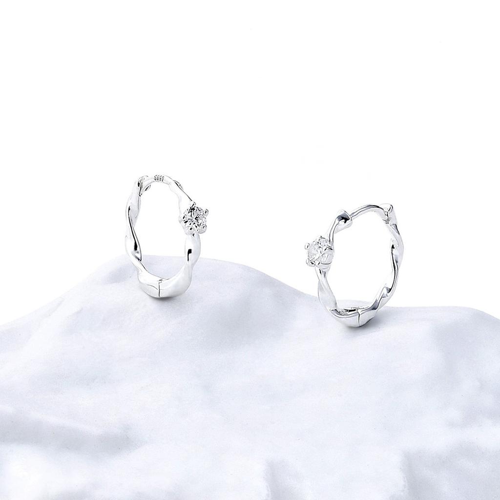 Zircon Ring Earrings, You Don't Need To Pick Them When You Sleep, and The New Winter Earrings with Ear Holes Are Available.