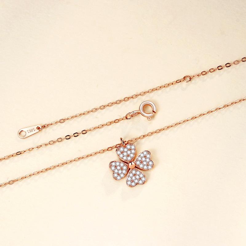 Diamond-Encrusted Four-Leaf Clover Necklace Women'S Fashion Light Luxury High-End Design Ins Style Jewelry Premium