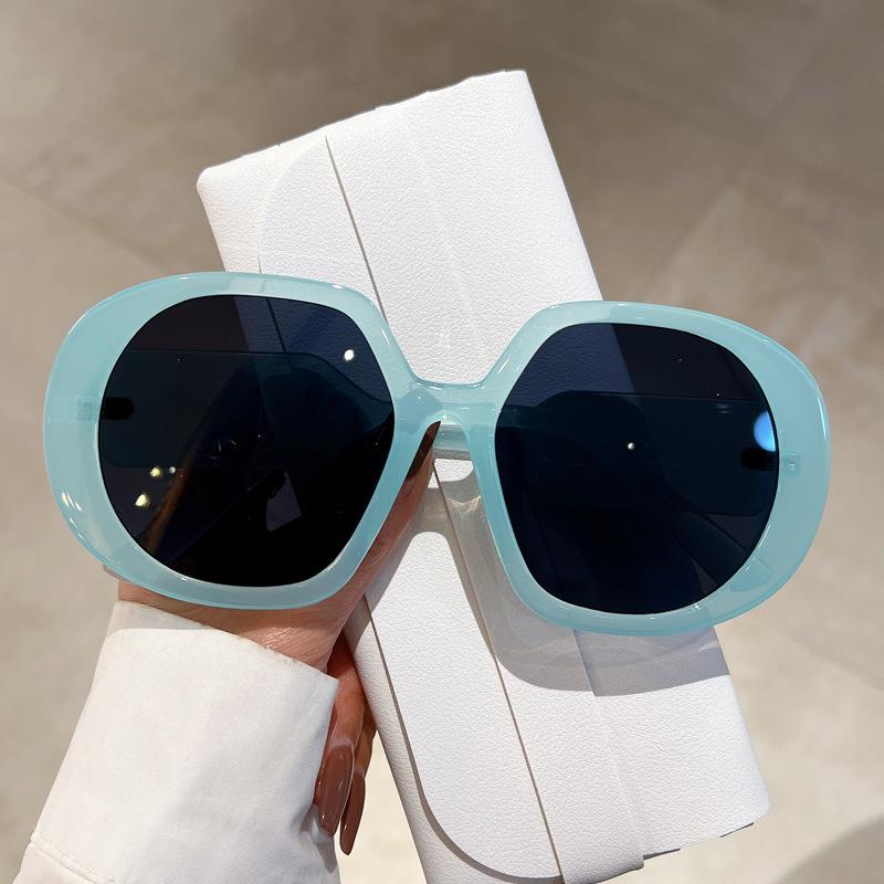 Luxury Brand Designer Big Frame Sunglasses Women Vintage Fashion Round Sun Glasses Trending Punk Oversized Elegant Shades Uv400