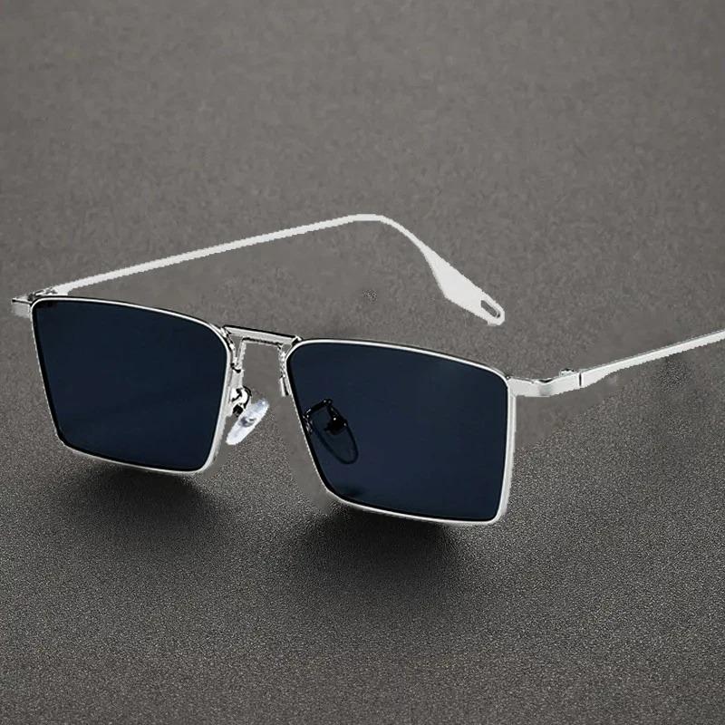 New Niche Small Frame Sunglasses For Men And Women High-Quality Steampunk UV Protection Strong Light Protection For Driving