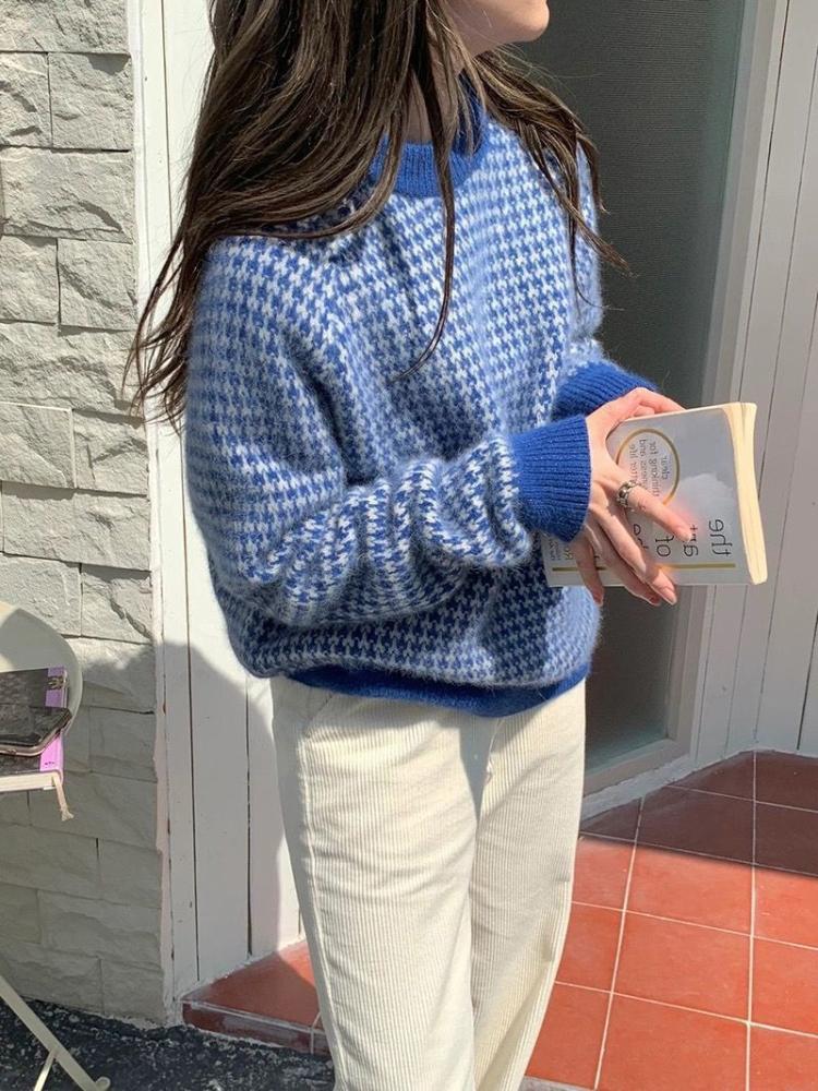 Girls' Autumn New Plush Lazy Style Sub Patterned Versatile Loose Sweater