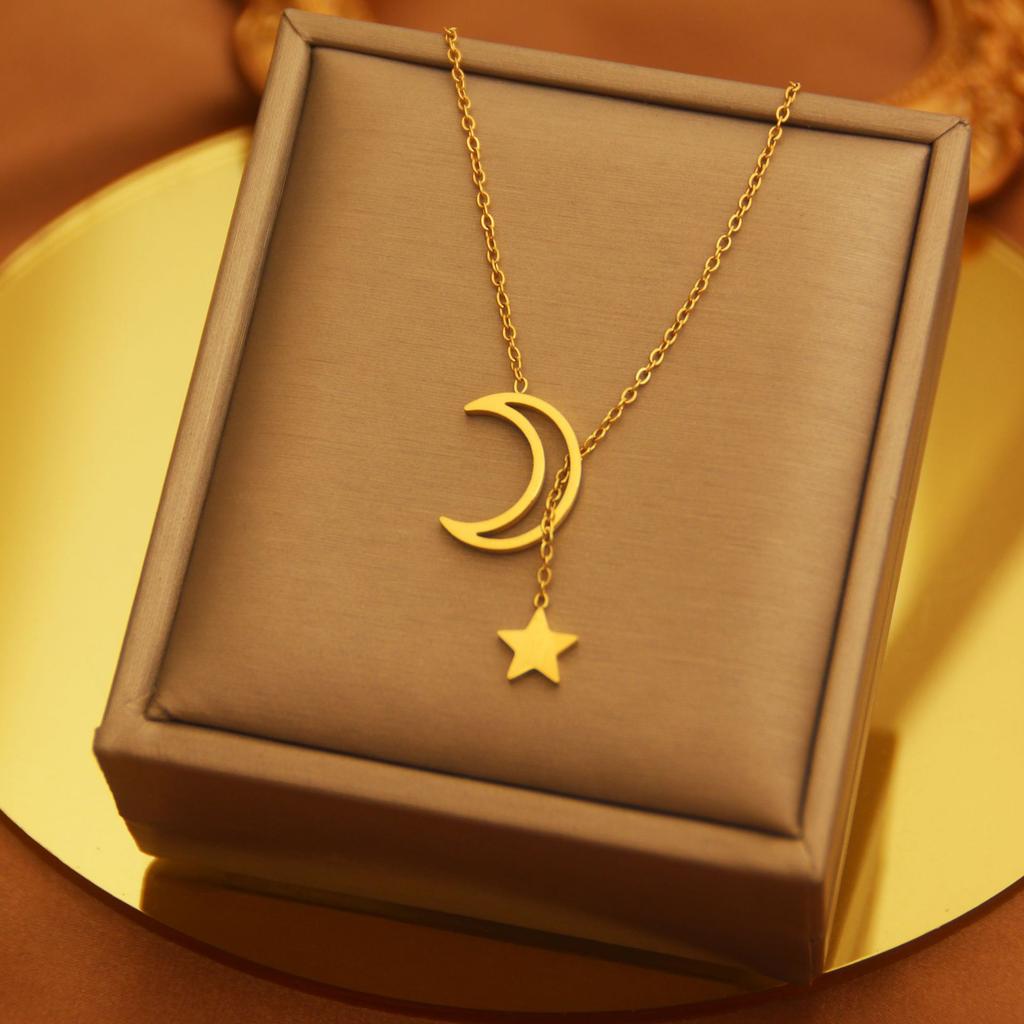 Nový jednoduchý náhrdelník Moon Star s přívěskem Náhrdelník pro ženy večírek Jednoduché zlaté barvy Slitina kouzlo Řetízek Náhrdelník pro ženy Party šperky