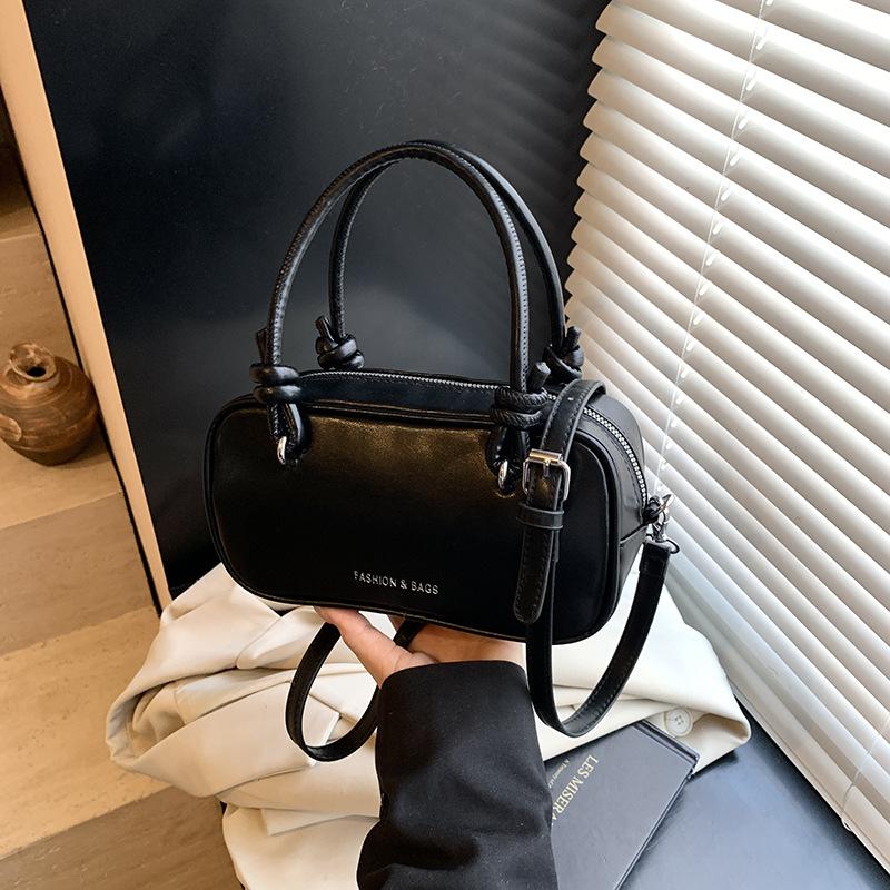 Handheld Small Bag Women's Summer Versatile New Commuter Shoulder Messenger Bag Fashion Pillow Bag