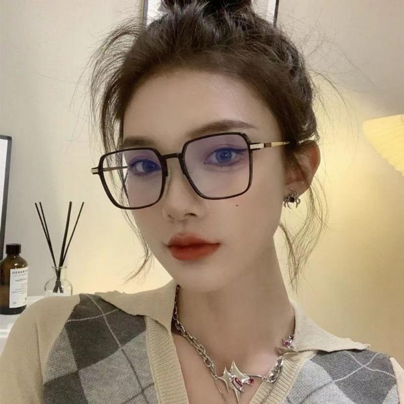 3 In 1 Pochromic Reading Glasses Progressive Multifocal Graded Glasses +1.0 To +4.0 for Women Men Anti-UV Shades