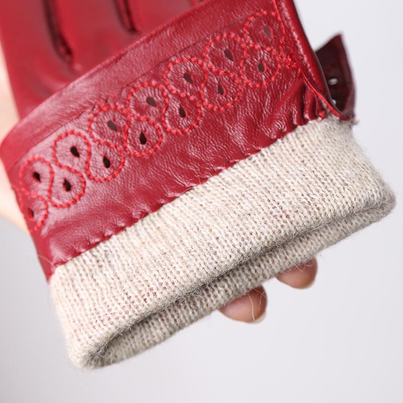 Classic Women's Gloves Color Sheepskin Winter Warm Thin 8 Colors Available Fashions Gloves High Quality 2229