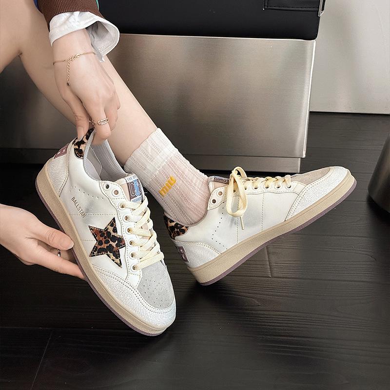 Women's Retro Patchwork Distressed Star Sneakers - Spring 2025, Casual Lace-Up Flat White Shoes