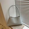 Premium Texture Light Luxury Woven Pattern Underarm Bag Women's 2025 New Temperament Portable Shoulder Bag Commuter Baguette Bag