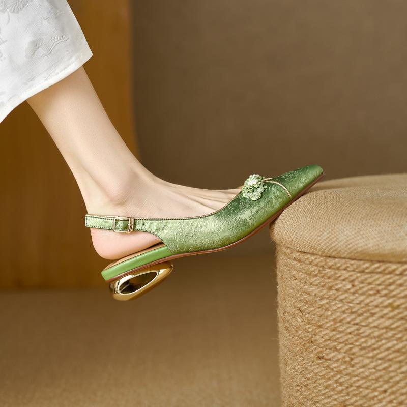 New Chinese pointed thick heel sandals women's middle heel buckle ethnic style retro one-word buckle with empty bag head