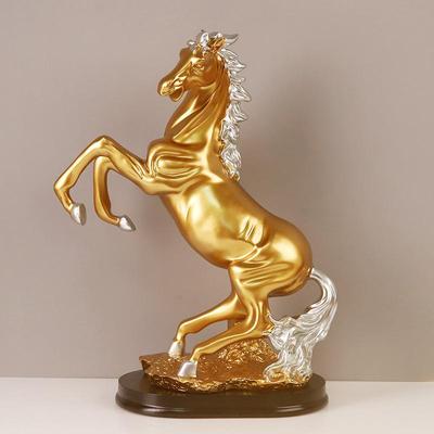 Ornamenti Cavallo Dorato: Arredamento moderno per la scrivania per successo e prosperità immediati.