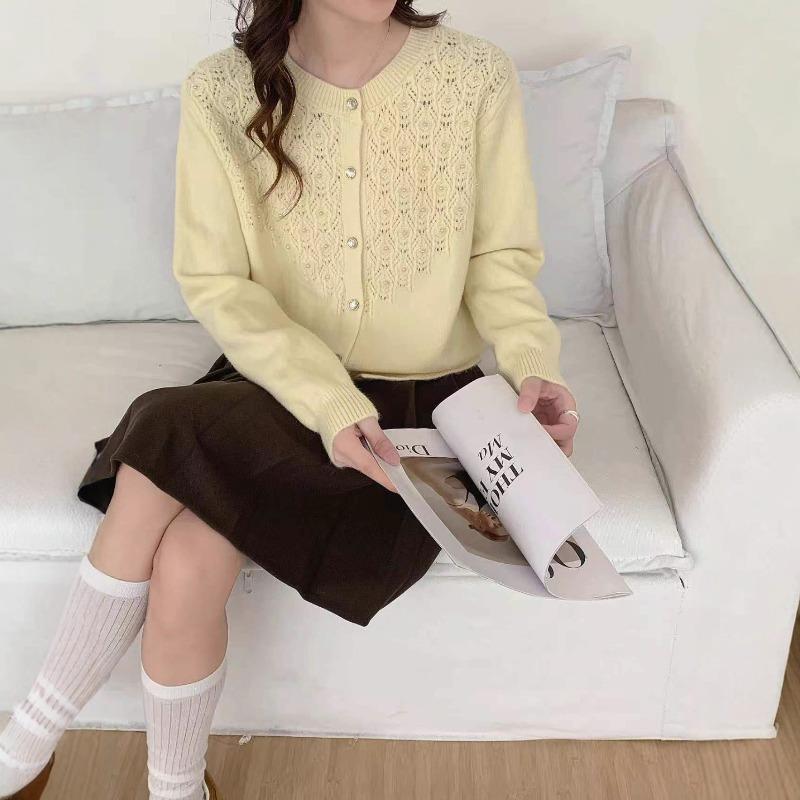 Hollow Knitted Cardigan Top Women's New High-end Design Sense Lazy Wind Soft Waxy Casual Versatile Sweater Jacket