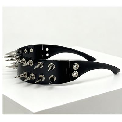 Y2K Punk Style One-Piece Frameless Sunglasses with Spiked Rivets Dark Exaggerated Unique Shades for Men And Women Party Accessor