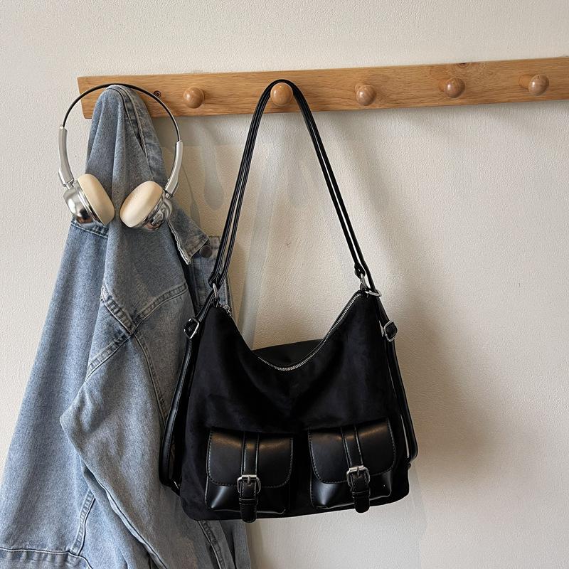 Large capacity bag women's autumn 2025 new locomotive multi-pocket single shoulder crossbody tote bag double shoulder rear backpack