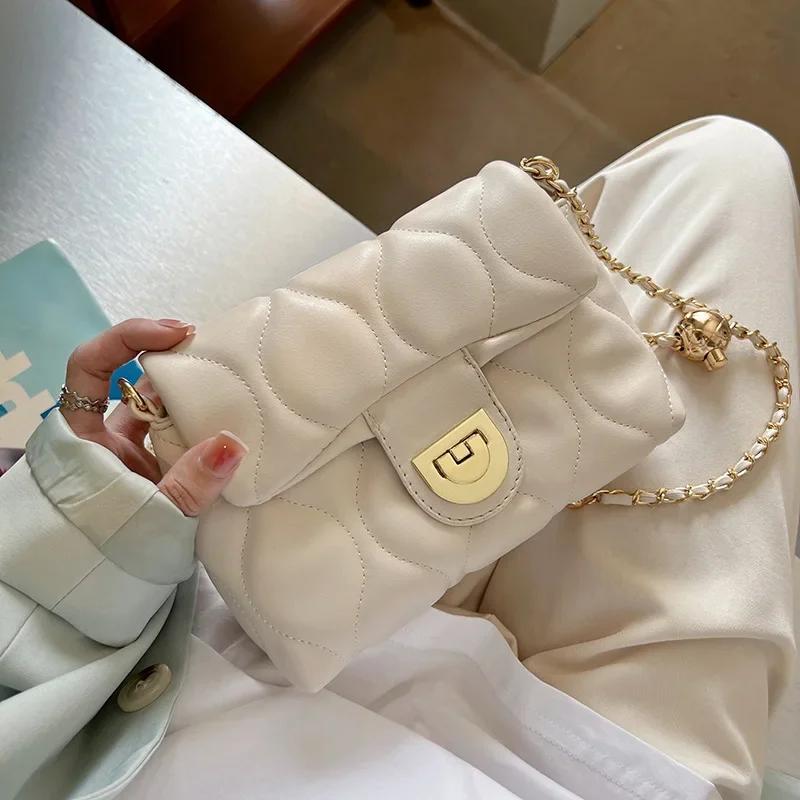 Small Luxury Chain Shoulder Bag Messenger Bag New Fashion Sweet Girl Crossbody Bags for Women