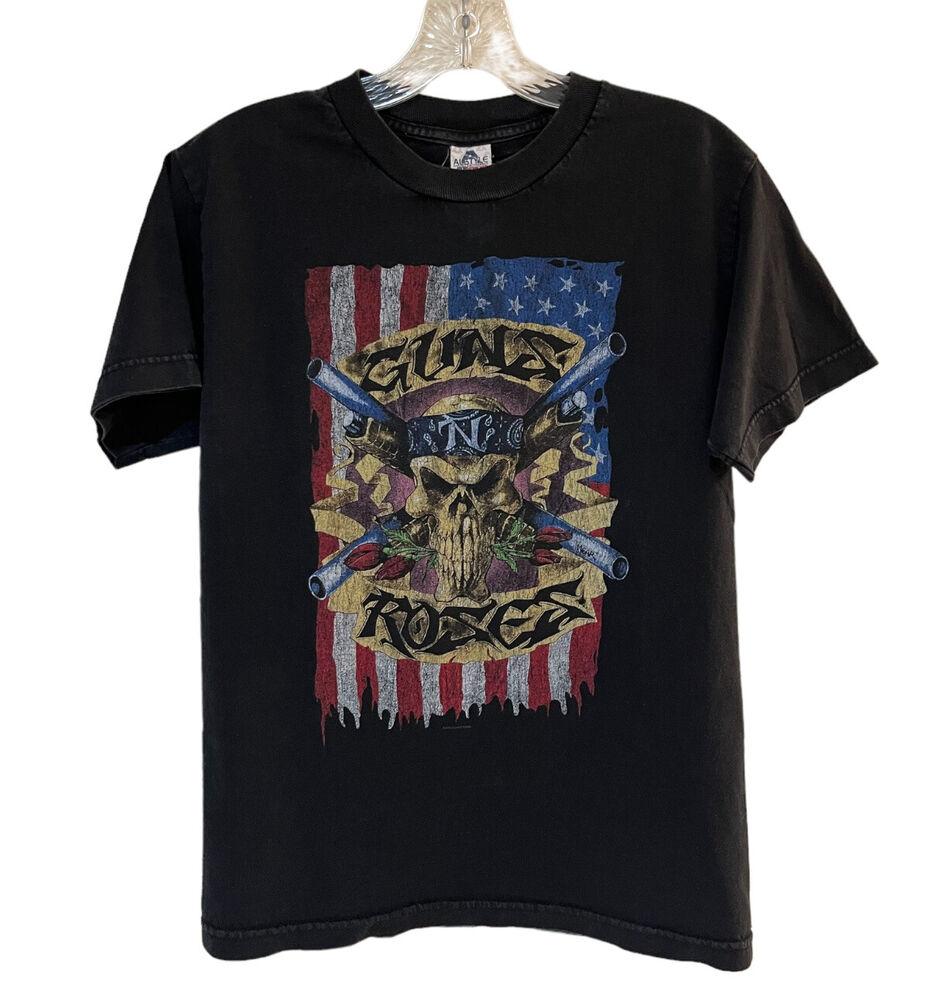 

Футболка унисекс Guns N Roses 2005 Use Your Illusion Tour с черепом и американским флагом Guc