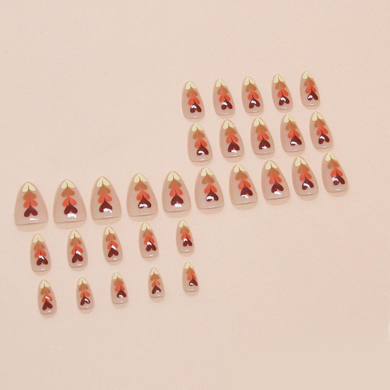 Falsche Nägel Tragen Nagelstücke Herbst Tannenzapfen Falsche Nägel Einfache Entfernbare Nagelstücke 30 Mandel-Nägel