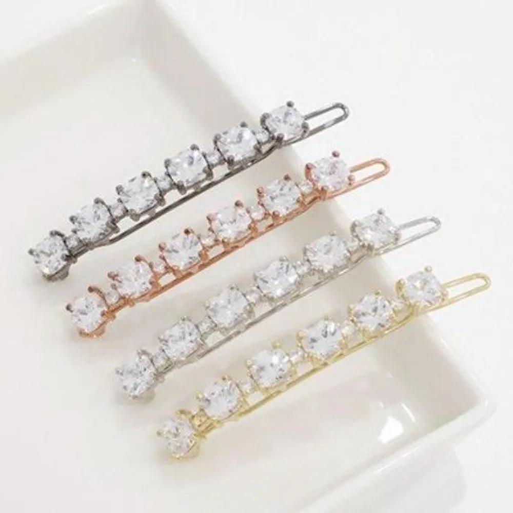 Women s Daily Sparkling Cubic Silver Black Hairpin A26683_Black FREE