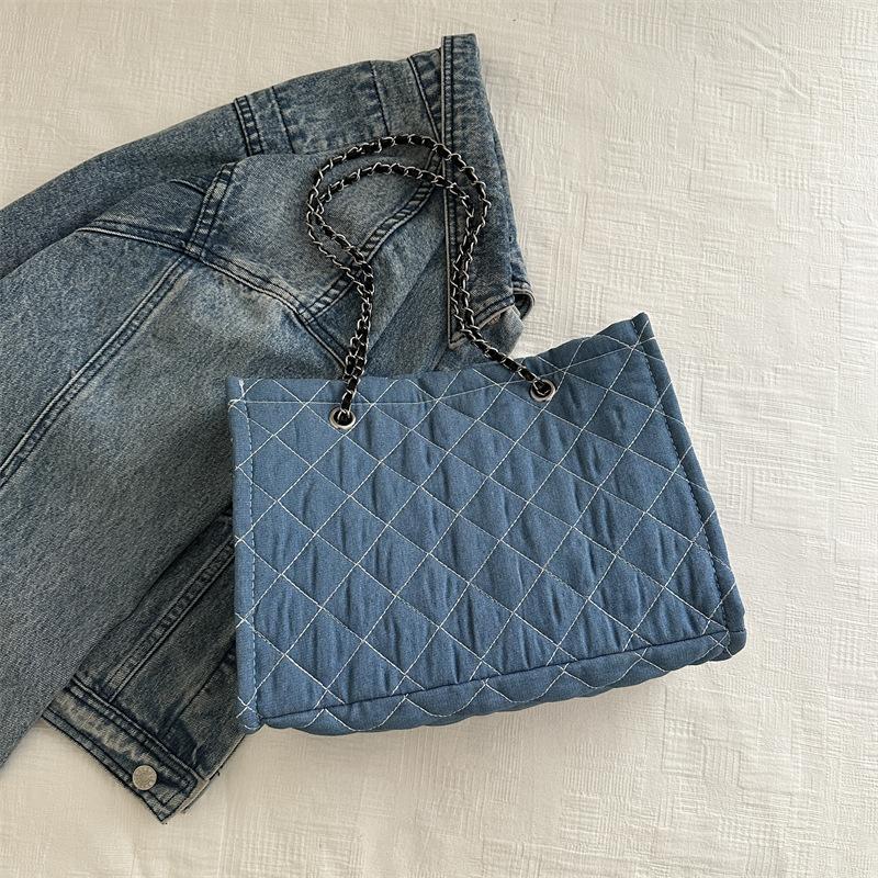 

2024 нова модна і модна ретро сумка повсякденна сумка-мессенджер проста і модна сумка на ланцюжку великої місткості сумка через плече