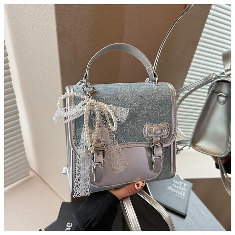 

Backpack Women s Fashion Versatile Niche Design Sense Leisure Student School Bag High Value Travel Backpack срібний