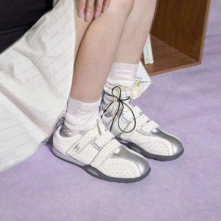 Shoes Women's 2025 Autumn New Velcro Casual Shoes Flat-soled Lightweight Sports Shoes Versatile Thick-soled Dexun Shoes