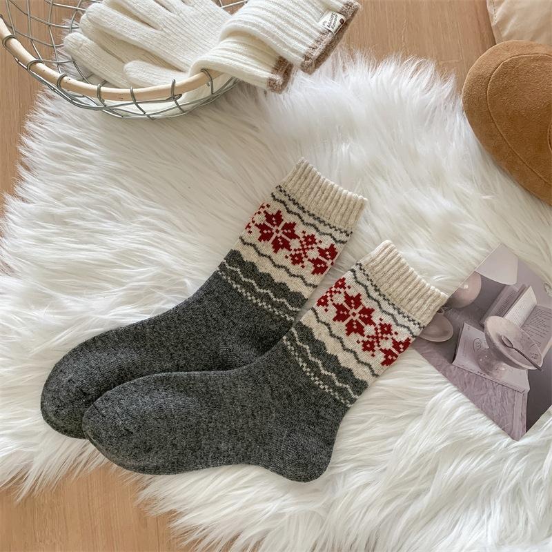 Dicke warme Retro-Streifen Kontrastfarbe Schneemuster Woll-Frottee Socken für Damen