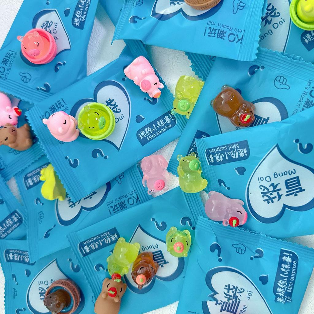 Cartoon Miniature Supermarket Food Small Animal Mini Random Style surprises Model Ornaments Children's Gift