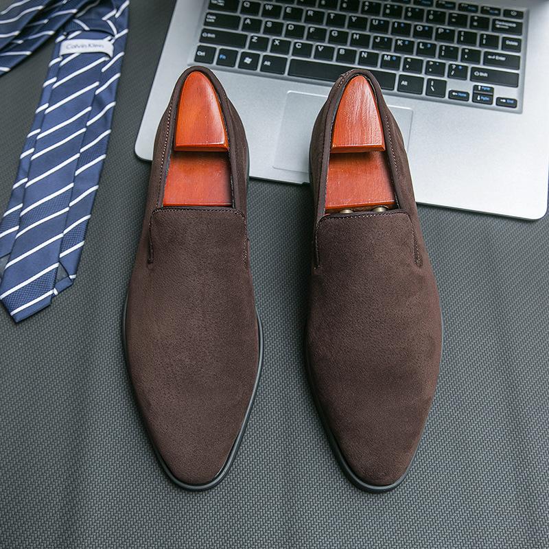 Men's Shoes Casual Loafers Pointed Toe Matte Leather Red Sole British Fashion One-pedal Leather Shoes