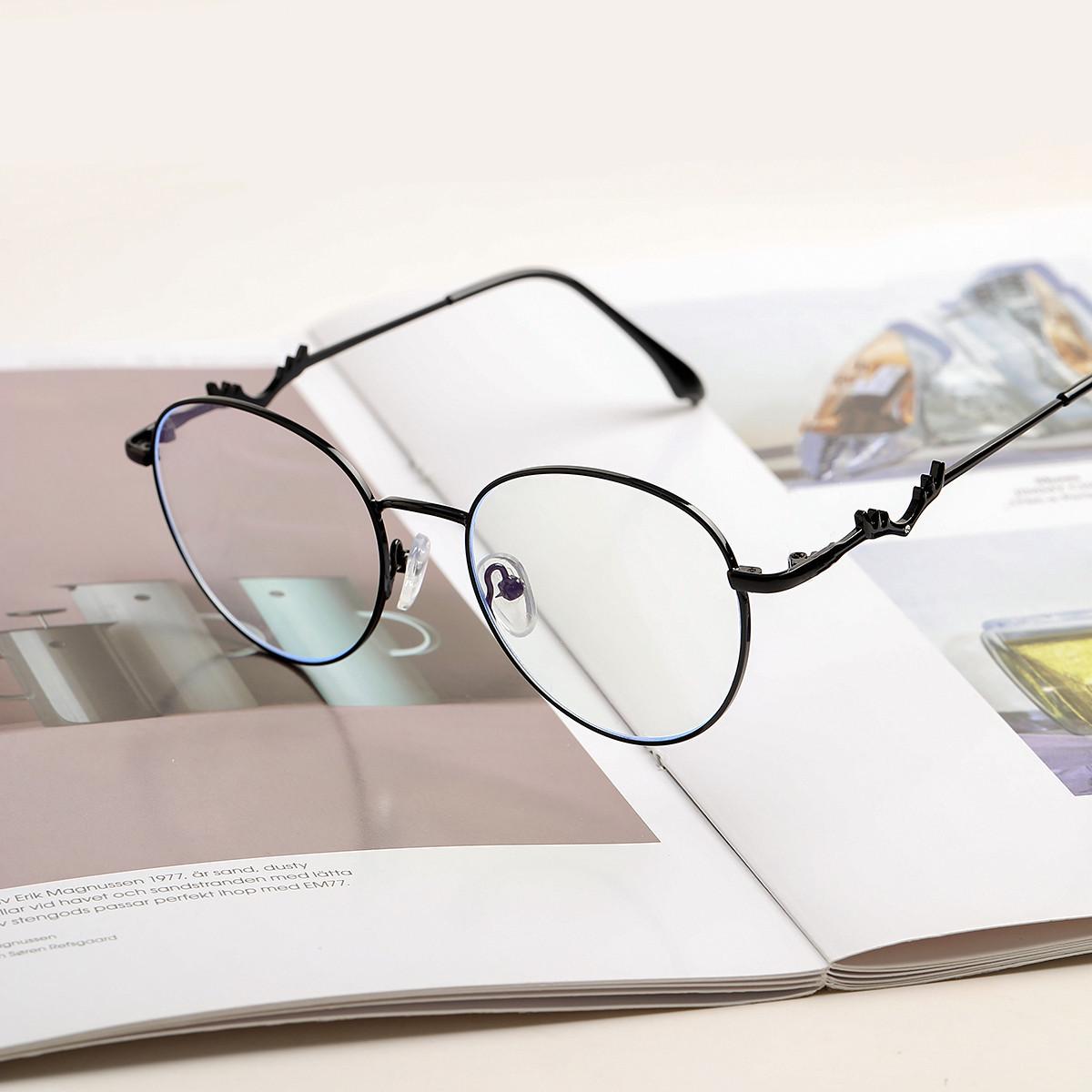 

Xunge 3391 Metal Round Glasses with Antler Temples and Small Frames