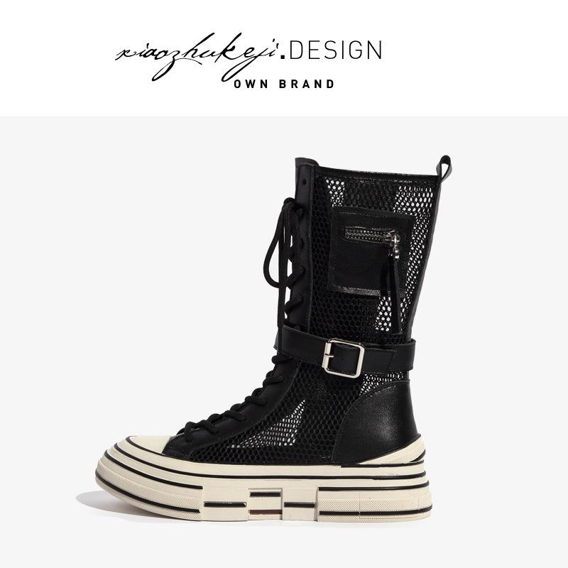Leather medium tube Martin boots women`s
