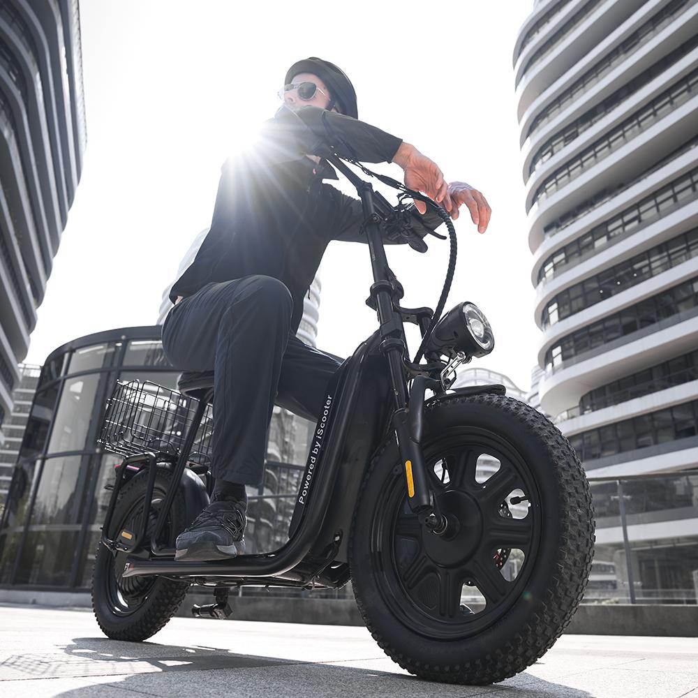 iScooter F7 1000W Electric Scooter With 16-inch Pneumatic Snow Tires, 48V/10.4Ah Battery, 45km/h Top Speed, And 64km Range