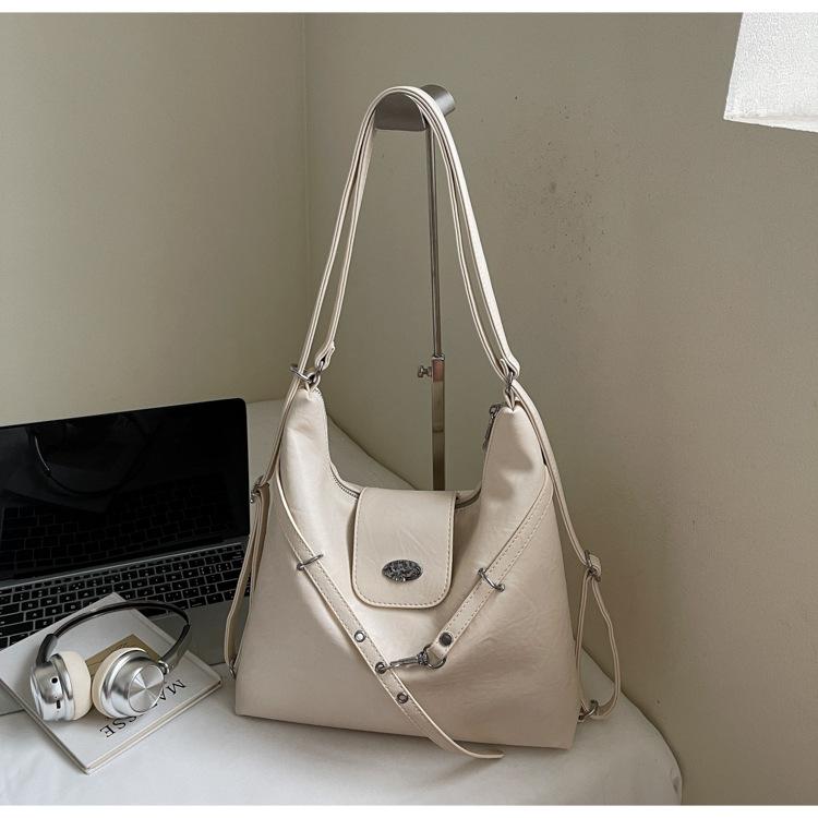 Large capacity tote bag women's autumn 2025 new travel backpack multi-functional retro commuter shoulder bag